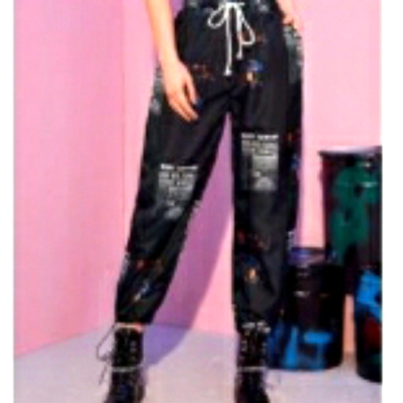ROMWE Pants - Letter graphic drawstring pants
